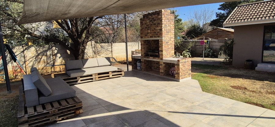 3 Bedroom Property for Sale in Roodia Free State
